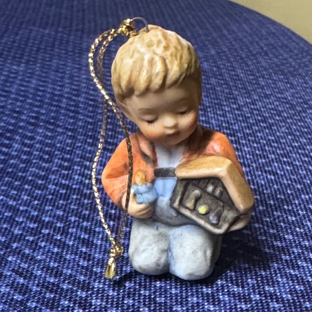 Berta Hummel "My First Nativity" Retired Figurine Christmas Ornament 2.25” tall